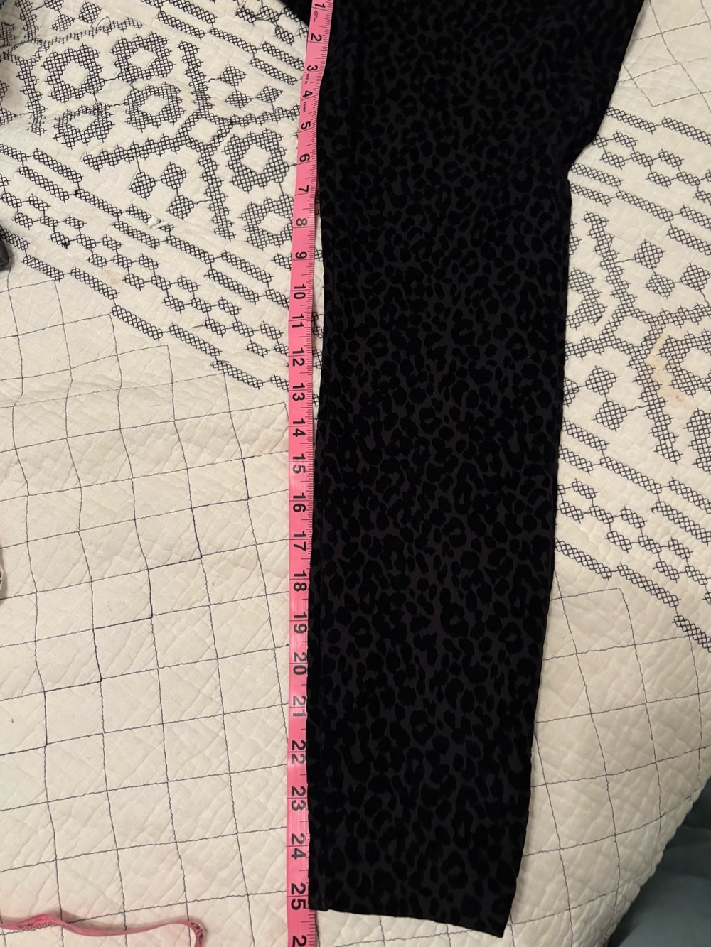 Old Navy Stevie high rise flocked leopard print Leggings M - Picture 10 of 11